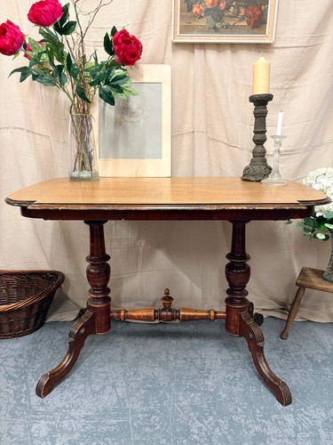 Traditional victorian mahogany - traditional,