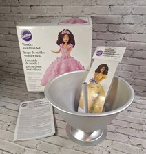 Wilton Doll Wonder Mold Cake