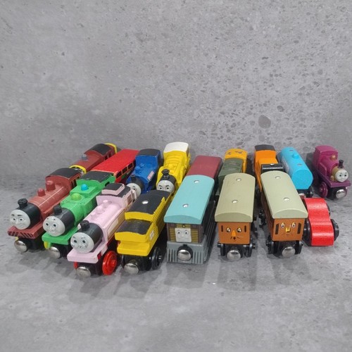 X17 unbraned wooden thomas the - unbraned,