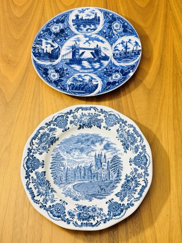 Vintage blue white plates - 2,