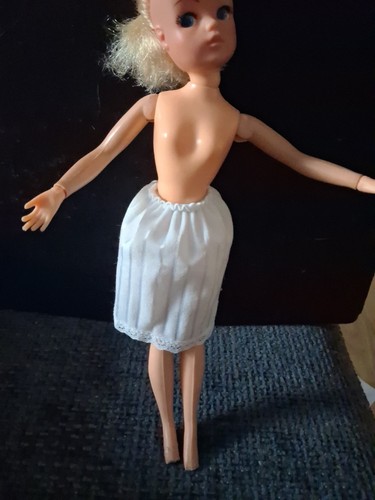 Vintage sindy slip petticoat - sindy, slip./petticoat