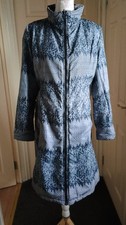 DESIGUAL REVERSIBLE  APPROX KNEE LENGTH COAT. BLACK/WHITE/GREY.  SIZE 44 (12-14)