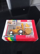 BRITAINS FARM 1:32 SCALE DIE