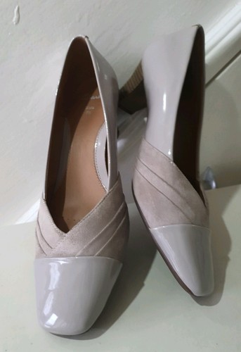 Clarks women size - women's, wide