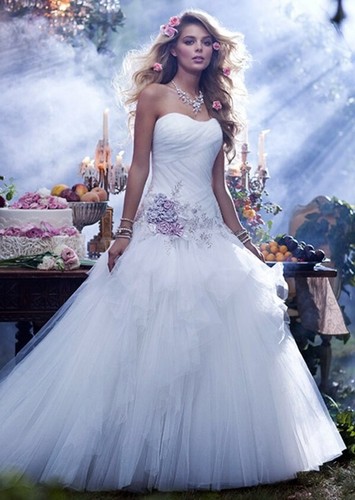 Brand new unworn alfred angelo - new/unworn,