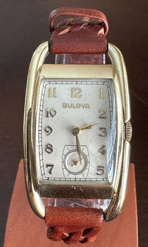Stunning vintage unisex bulova - unisex,
