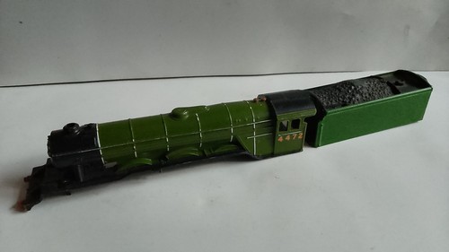 Hornby r850 flying - oo,