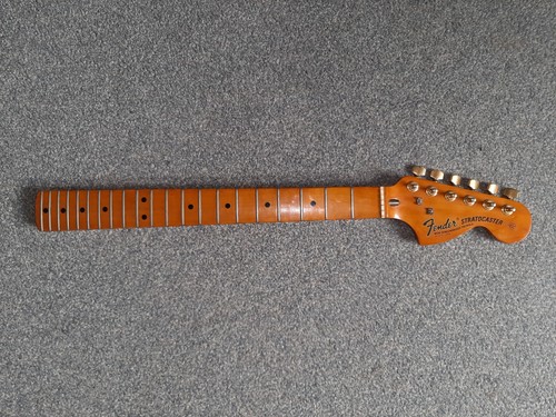Vintage maple stratocaster - vintage,