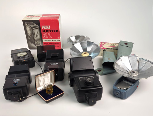 Job lot camera flash units - flash,
