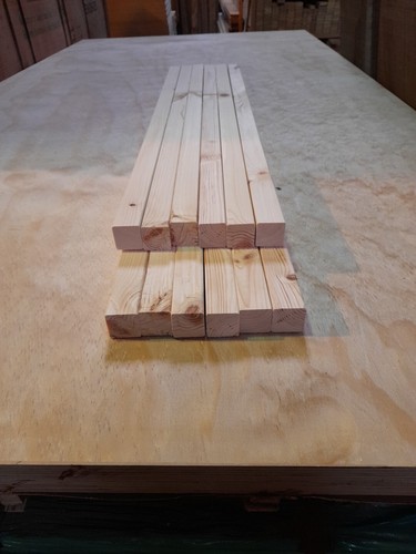 Pine 32mm planed - , square