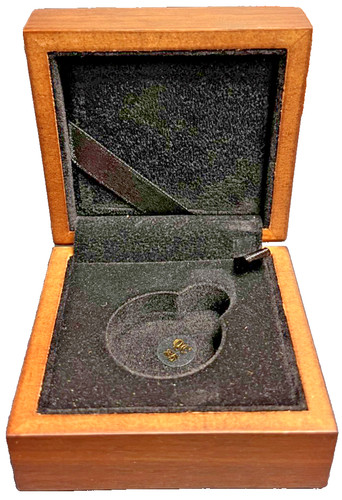 Official the royal mint - royal, wooden