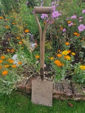 Vintage HMS Bulldog Shovel British Tools Ltd Wigan & Leeds made in England