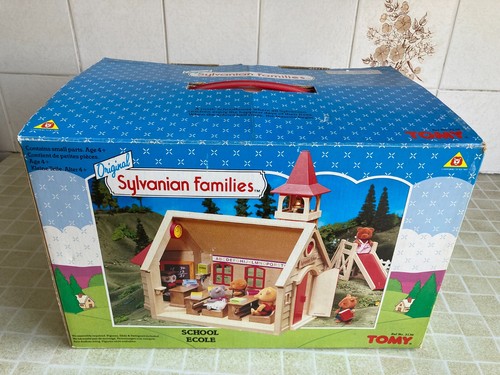 Sylvanian families school - families,