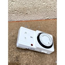 Tanda TS-ME1 24 Hours Mechanical Segment Timer Adapter White Portable 3120-Watts