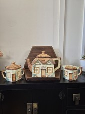 Vintage Keele Street Pottery