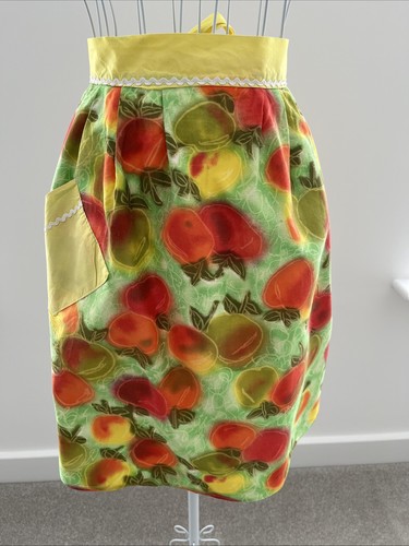 Vintage kitsch half apron - kitsch,