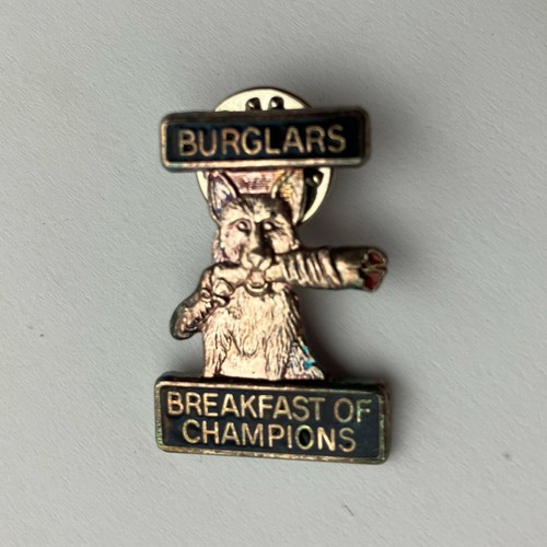 Alsatian dog pin badge - alsatian,