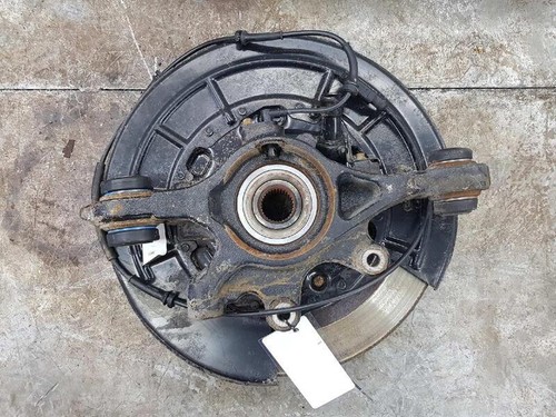 Lr045824 rear right wheel - rear, hub