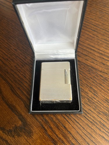 Silver vintage dupont - st,