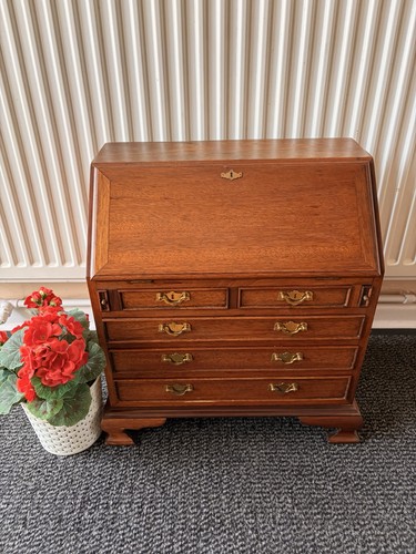 Small vintage oak wooden - vintage,