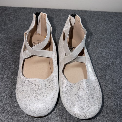 Monkey feet mary jane shoes - feet,
