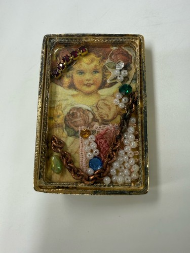 Vtg victorian shadow box - vtg.,