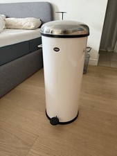 VIPP - Pedal Bin - 30 L - White - VIPP17