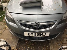 VAUXHALL ASTRA J FRONT BUMPER AND GRILL COMPLETE GREY GENUINE PAINT CODE Z179