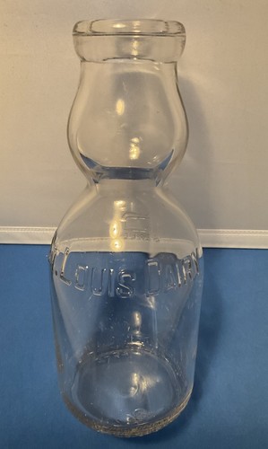 Vintage 1950 one quart cream - one,