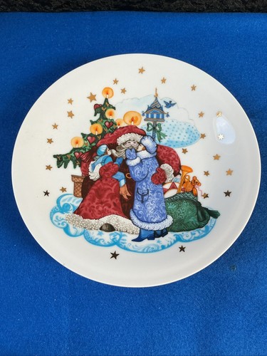 Royal copenhagen jingle - royal,