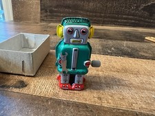 Tin Zoomer Robot  Green