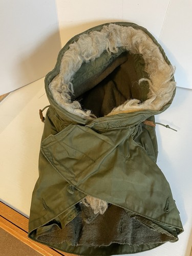 Vtg 1976 military hood - us,