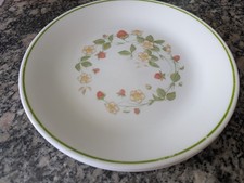 Corelle Corning 4 Strawberry