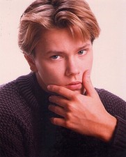 RIVER PHOENIX young actor 8x10