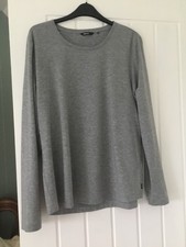 Rohan long sleeved basis T shirt, grey marl size large womens