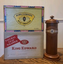 Three empty vintage cigar - empty,