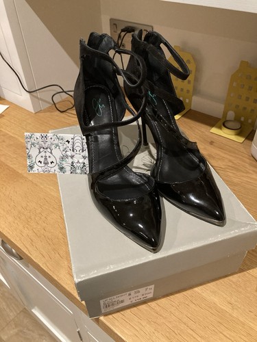 High heeled black shoes - shoes, by