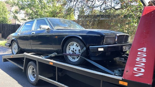 Daimler 1993 94 spares - xj,
