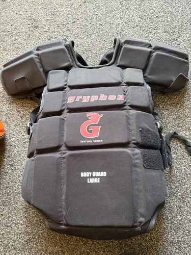 Gryphon large hockey - gryphon,