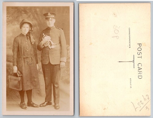 Salvation army couple - army,