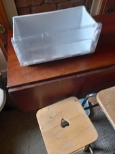 Bottom freezer drawer for