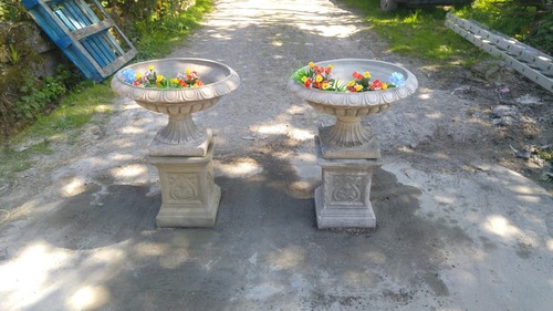 Pair victorian style wide - , urns