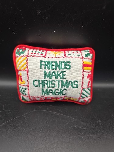 Friends make christmas magic - make,
