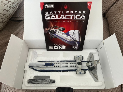 Master replicas battlestar - master,