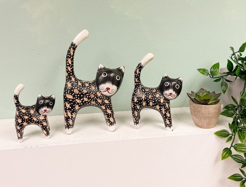 Wooden cat ornament - wooden, statue
