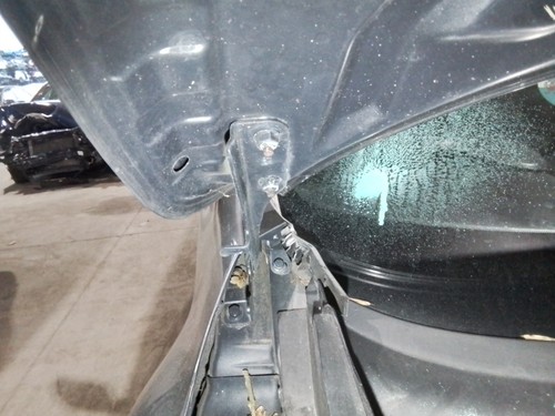 Bonnet hinge nissan juke - rh,