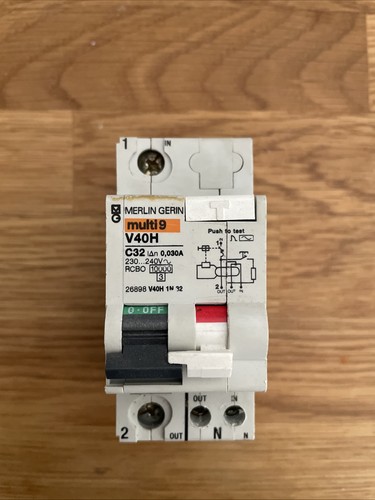 Merlin gerin multi9 c32 32a - gerin,