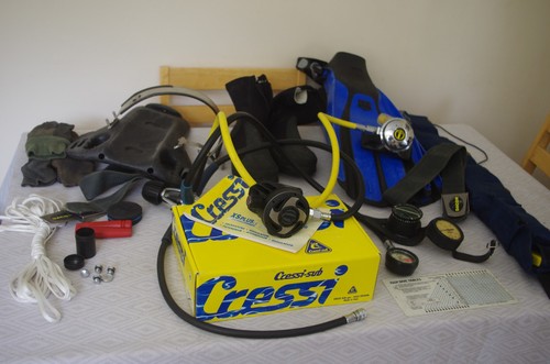 Scuba diving equipment - scuba,