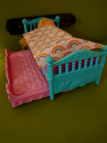 Barbie chelsea trundle - barbie, bed