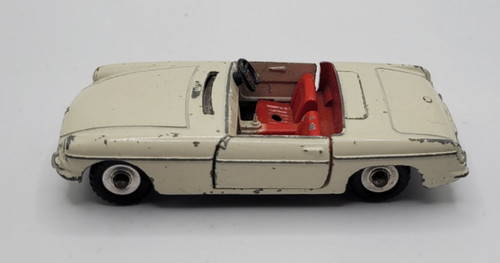 Vintage dinky toys 113 - toys, mgb